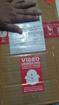 Product Review of Alcohol Swab Tisu Alkohol Pads 1 Box isi 100 Murah from Tokopedia customer review 1