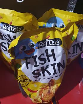 Product Review of Keripik Kulit Ikan / Fish Skin Rasa Original Raftels 75gr Halal from Tokopedia customer review 0