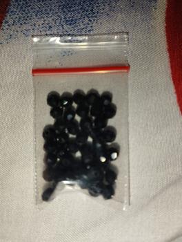 Product Review of kristal ceko bulat manik payet kristal beads ukuran 4 mm per 50 pcs crystal manik  tempel  kristal from Tokopedia customer review 0