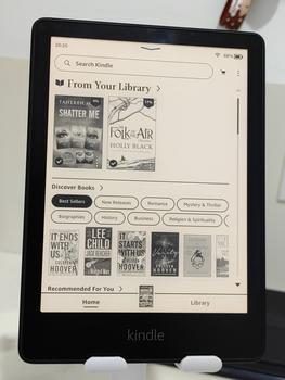 Product Review of Amazon Kindle Paperwhite Gen 11, 6.8" inch from Tokopedia customer review 1