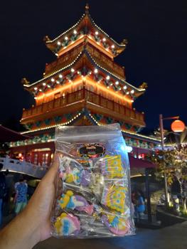 Product Review of Kemasan box isi 25pcs coklat karakter permen paku from Tokopedia customer review 0