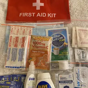 Dompet P3K First Aid Kit Kotak Penyimpanan P3K Medicine Travel Pouch
