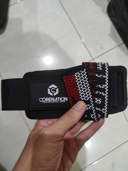 Product Review of CoreNation Active Wrist Wrap Strap Support Wrist Wrap Wristband Weight Lifting Gym Fitness - WIDE FASTGRIP from Tokopedia customer review 0