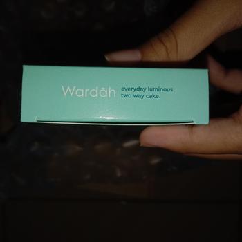 Product Review of WARDAH Everyday Luminous Two Way Cake Refill - Bedak Dengan Hasil Matte Yang Halus Ringan Dengan Kandungan Vit E - Oil Control dengan Hasil Akhir Natural - Makeup from Tokopedia customer review 0