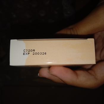 Product Review of WARDAH Everyday Luminous Two Way Cake Refill - Bedak Dengan Hasil Matte Yang Halus Ringan Dengan Kandungan Vit E - Oil Control dengan Hasil Akhir Natural - Makeup from Tokopedia customer review 3