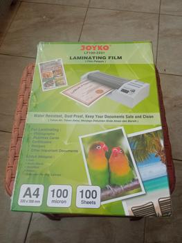 Product Review of plastik plastic laminating joyko a4 100 micron laminasi panas from Tokopedia customer review 1