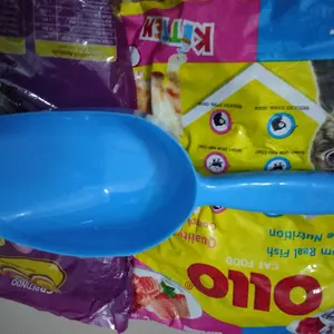 PET SCOOP SEROKAN MAKANAN KUCING SENDOK MAKAN 6 WARNA