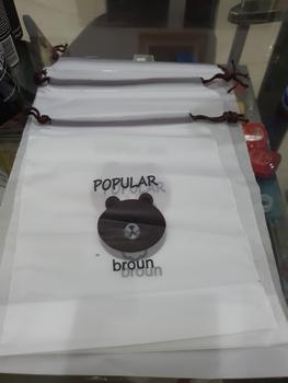 Product Review of Travel Pouch Serbaguna Organizer Bag Serut Motif Tas Make Up Plastik Anti Air Kantong Tempat Penyimpanan Kosmetik Sabun Sepatu Sandal Lainnya Aman Rapi Anti Slip Bag Traveling Waterproof - DISTRIBUTHOR from Tokopedia customer review 0