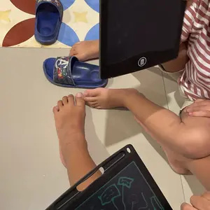 LCD Drawing Writing Tablet Anak dan Dewasa 8.5" | Papan Tulis Gambar
