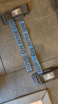 Product Review of CoreNation Active Wrist Wrap Strap Support Wrist Wrap Wristband Weight Lifting Gym Fitness - WIDE FASTGRIP from Tokopedia customer review 1