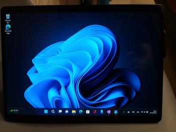 Product Review of Microsoft Surface Pro 9 2022 1TB 512GB 256GB 128GB i5 i7 12th Gen Evo from Tokopedia customer review 0