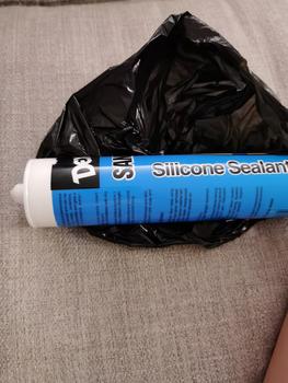 Product Review of SILICONE SEALANT DEXTONE SANITARY ANTI JAMUR (ACETIC) / LEM SEALANT KHUSUS AREA BASAH from Tokopedia customer review 0