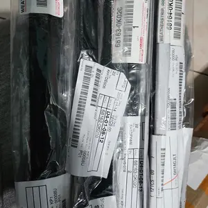 Pelipit Karet Kaca Pintu Luar Fortuner 2005 2006 2007 2008 2009 2010 2011 2012 2013 2014 2015 Original