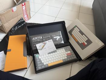 Product Review of Paket NuPhy Air75 V2 QMK Wireless Custom Mechanical Keyboard + NuFolio V3 from Tokopedia customer review 2
