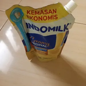 Indomilk Kental Manis Pouch 560 G