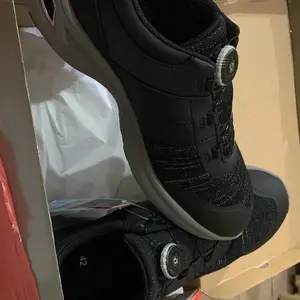 DKV GOLF MS BLACK Sepatu Olahraga Golf Pria dan Wanita