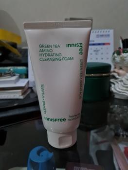 Product Review of Innisfree Green Tea Amino Hydrating  Cleansing Foam 150g / Sabun Pembersih Wajah untuk Kulit Kering from Tokopedia customer review 2