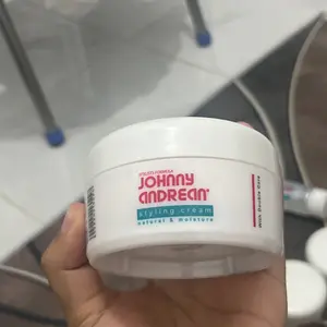 JOHNNY ANDREAN Styling Cream Natural & Moisture 125gr
