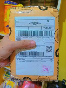 Product Review of Komik Detektif Conan 104 (Aoyama Gosho) from Tokopedia customer review 3