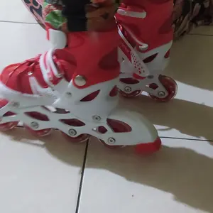 Vercis Sepatu Roda Anak Perempuan & Laki-laki Outdoor Model Terbaru Frame Aluminium Rem Kanan Tas Mudah Dibawa Kunci L 2pcs