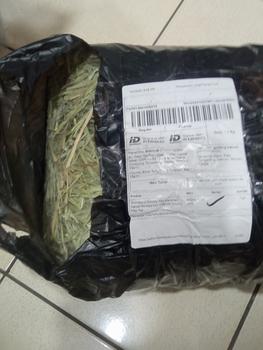 Product Review of Wohlstand Timothy Hay Makanan Kelinci Rumput NO OXBOW Timothy Hay 1kg from Tokopedia customer review 1