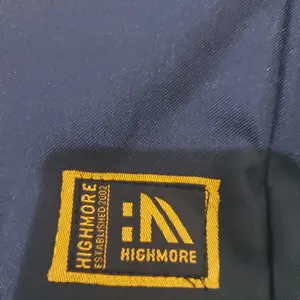 Tas Slempang Slingbag Elliot Highmore Hitam Pria Selempang