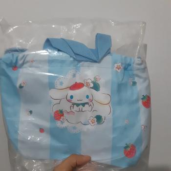 Product Review of MINISO Sanrio Tas Makan Siang Lunch Bag Sanrio Characters Drawstring Bento Bag Kapasitas Besar Tahan Air Karakter from Tokopedia customer review 0