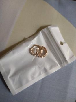 Product Review of Anting Bulat Mini Anting Bulat Kecil Model Kekinian AT662 Aksesoris Perhiasan from Tokopedia customer review 0