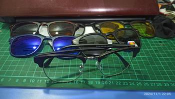 Product Review of Kacamata pria wanita klip on clip on 2201 2215 2218 2256 free 5 lensa from Tokopedia customer review 2