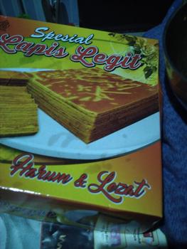 Product Review of Kue Lapis Legit Spesial Box from Tokopedia customer review 0