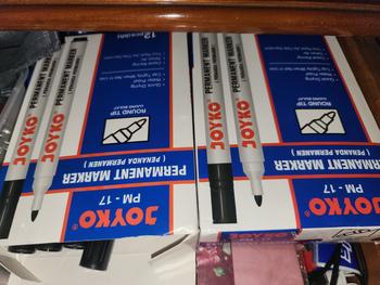 Product Review of JOYKO PERMANENT MARKER ROUND TIP BLACK BLUE RED / SPIDOL PERMANEN JOYKO PENANDA HITAM BIRU MERAH PM-17 PM-18 PM-19 [12PCS] Stationery from Tokopedia customer review 0