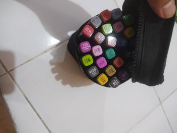 Product Review of Spidol Warna Warni 1 Set Dual Side Fine Art Brush Pen Art Sketch Marker isi 80/60/48/30/24/12 Color from Tokopedia customer review 0