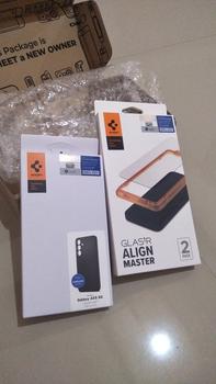 Product Review of Tempered Glass for Samsung Galaxy A55 Spigen GlastR Alignmaster Clear Tray from Tokopedia customer review 2