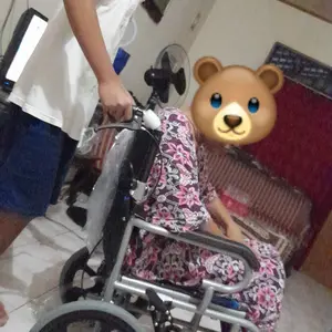 Furnibest Kursi Roda Lipat Portable Traveling Kursi Roda Medis