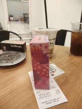 Product Review of Pinkberry Eau De Parfum Wild Berry 50ml from Tokopedia customer review 3