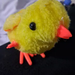 Mainan Anak Bayi Ayam Berjalan Model Putar Tanpa Baterai Mematok Anak-Anak Biru