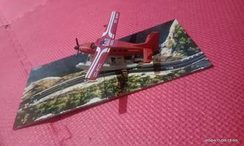 Product Review of Hot Wheels Matchbox Sky Busters Pesawat TOP GUN Varian Bebas Pilih from Tokopedia customer review 1