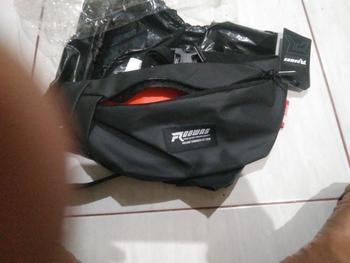 Product Review of Tas Waistbag Pria Wanita Waterproof Mini Trendi Roowns from Tokopedia customer review 1