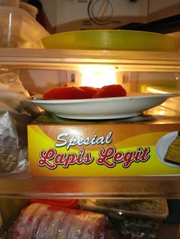 Product Review of Kue Lapis Legit Spesial Box from Tokopedia customer review 0