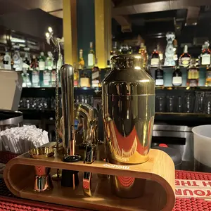 Cocktail Shaker Set 550ml Bamboo Stand Alat Bartender Home Bar Tools