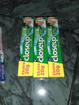 Product Review of 3x Closeup Pasta Gigi Deep Action Green 160 +20 from Tokopedia customer review 1