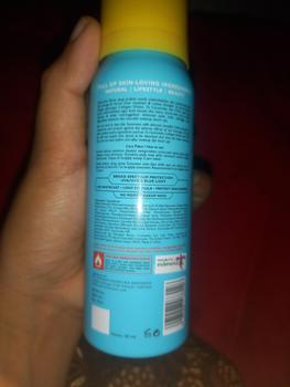 Product Review of AZARINE Sunscreen Hydrasoothe Gel SPF 45 PA++ Aqua Essence Sun Shield Serum SPF 50 PA++ Semua Jenis Kulit Berjerawat Berminyak Wajah Sunblock Perawatan Facial from Tokopedia customer review 0