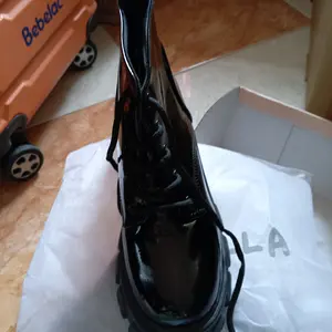 SOVELLA Rachel Sepatu Wanita Boots Hitam Kulit High Karet