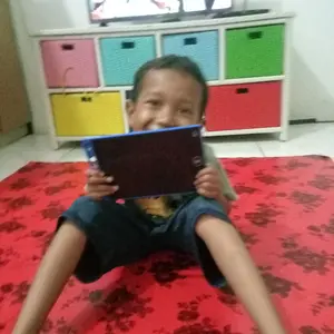 LCD Writing Tablet 8.5 Inch Papan Gambar Tulis Digital Anak Bisa Hapus
