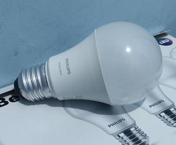 Product Review of Lampu Philips RadiantLine Multipack Bohlam LED 9W 6500K Putih from Tokopedia customer review 1