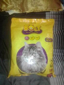 Product Review of Makanan Kucing Bolt Repack 800GR Murah Tuna Cat Food MURAH !!! from Tokopedia customer review 0