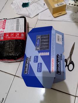 Product Review of Charger Baterai LiitoKala Lii D4XL Original dengan 4 Slot Charging untuk Nimh/Nicd, Li-ion, Li-Ion, dan LiFePo4 Battery from Tokopedia customer review 0