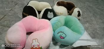 Product Review of ngasoh.id Bantal Leher Traveling Lucu Bantal Perjalanan Study Tour Bahan Halus Sandaran Kepala Mobil Pesawat Dewasa Bed from Tokopedia customer review 0