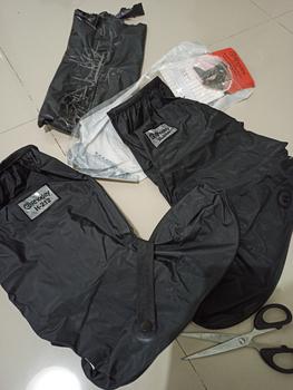 Product Review of Cover Sepatu Anti Air Hujan Sarung Sepatu Mantel Pelindung Sepatu from Tokopedia customer review 1