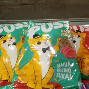 Makanan Kucing Mister Puss 500Gr